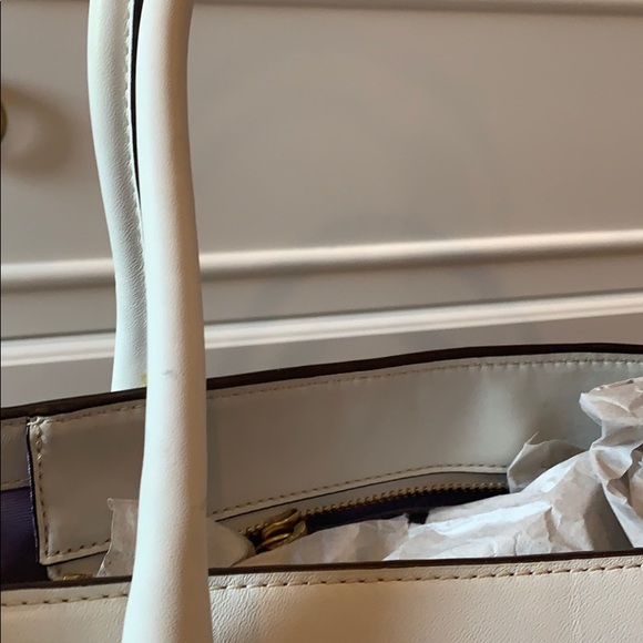 Authentic COACH Madeline Hampton shoulder carryall - Picture 9 of 11